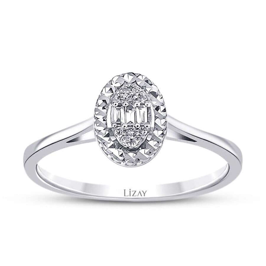 Efektli Oval Baget Yüzük — 0.06 karat