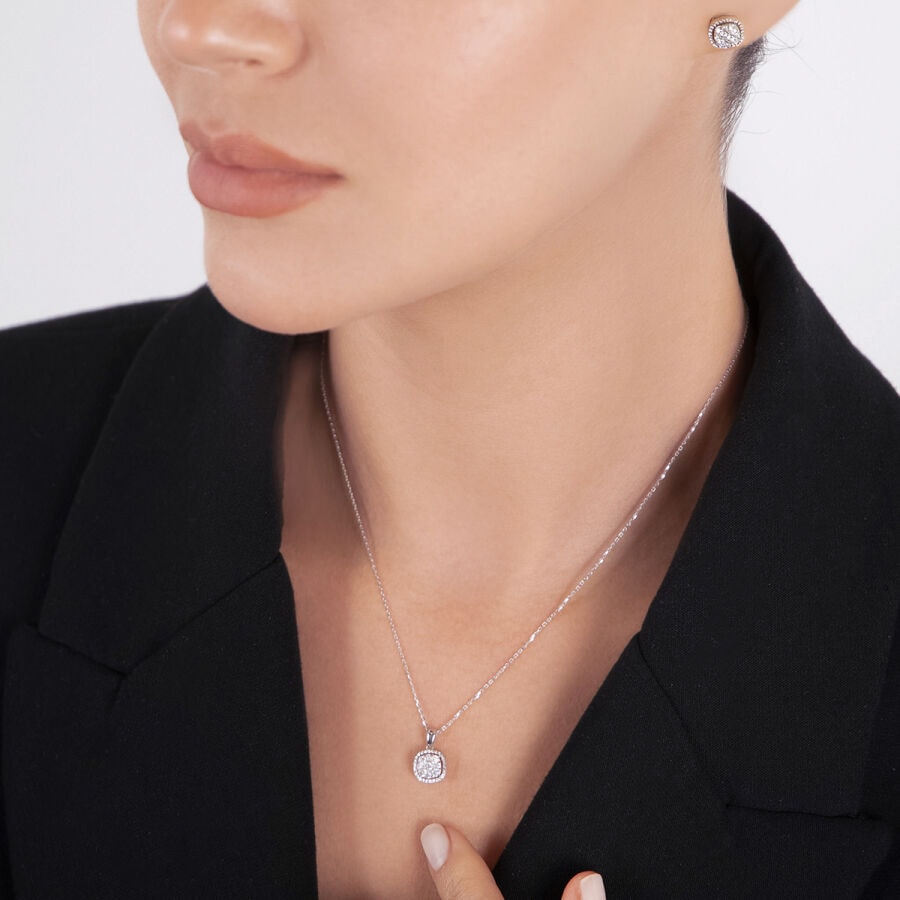 Efekt Kenarlı Taşlı Kolye — görsel 3